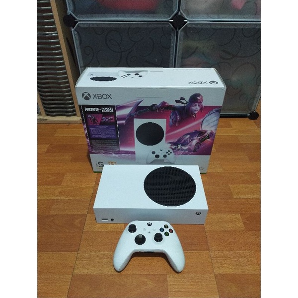 Xbox X Box Series S 512 GB Second / Bekas