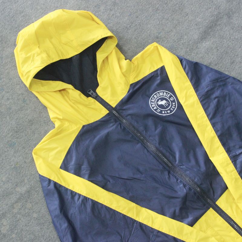 ABERCROMBIE PARASIT JACKET