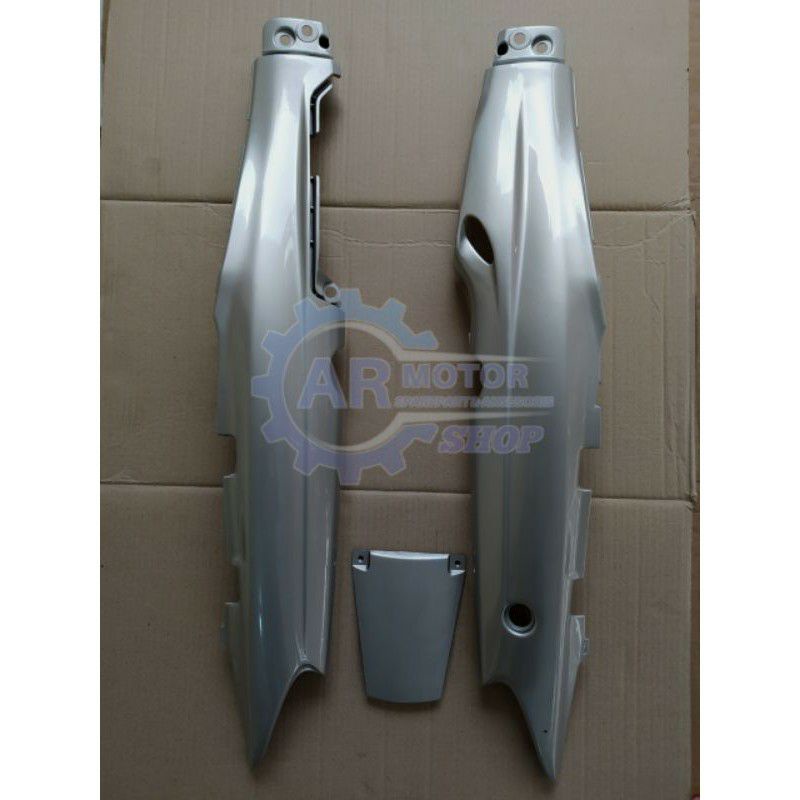 BODY BELAKANG FIZ R / VEGA R LAMA SILVER