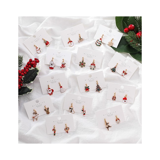 LRC Anting NATAL Fashion Christmas Tree Dripping Christmas Socks Bells Elk Earrings P22336