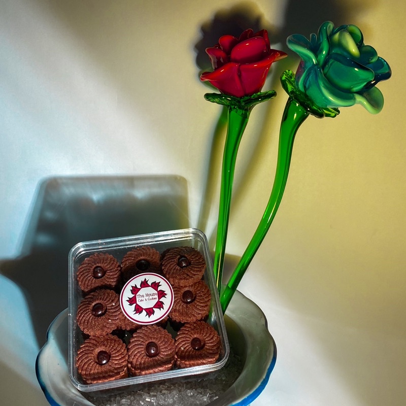 

kue coklat almond | kue sagu keju | kue lidah kucing | murah