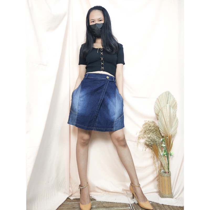 SB Collection Celana Pendek  There Hotpants  Midi Jeans Casual Wanita All Size