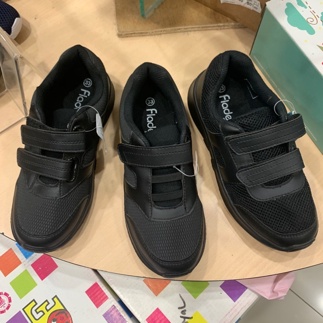Sepatu sekolah velcro anak Fladeo kids
