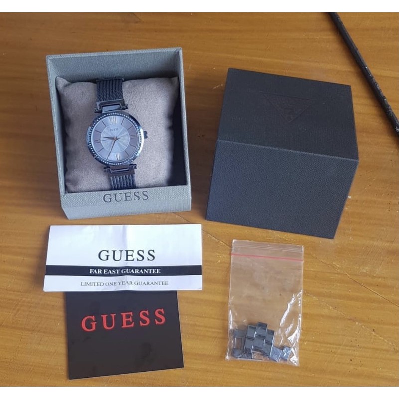 Preloved jam tangan Guess