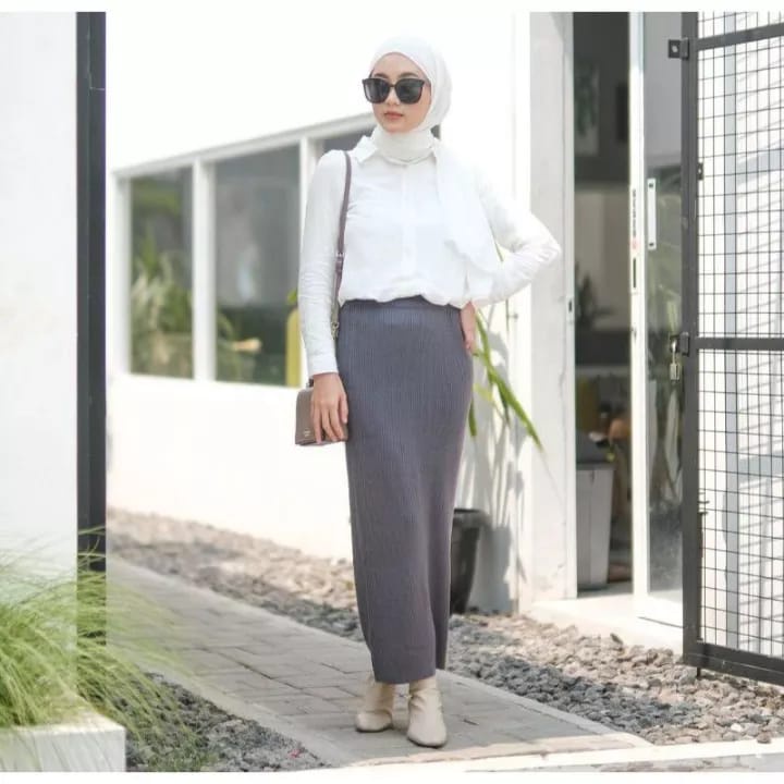 Rok Span Knitted / rok span tanpa belahan / rok span skirt hitam / rok span scuba-Tanpa Belahan ABUTUA