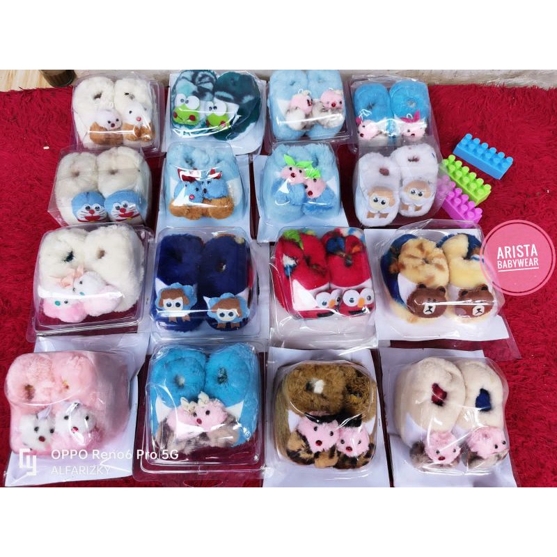 SEPATU BULU BAYI + BOX MIKA (RANDOM)