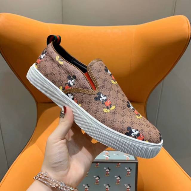 Sepatu lv sneaker mirror quality lou is vuitton shoes slip on casual