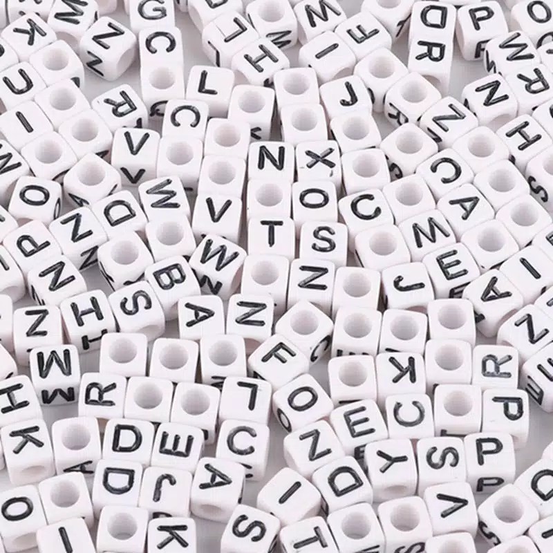 Manik Huruf Kotak Hitam Putih (A-Z)