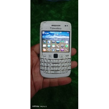 blackberry bold 9790 white