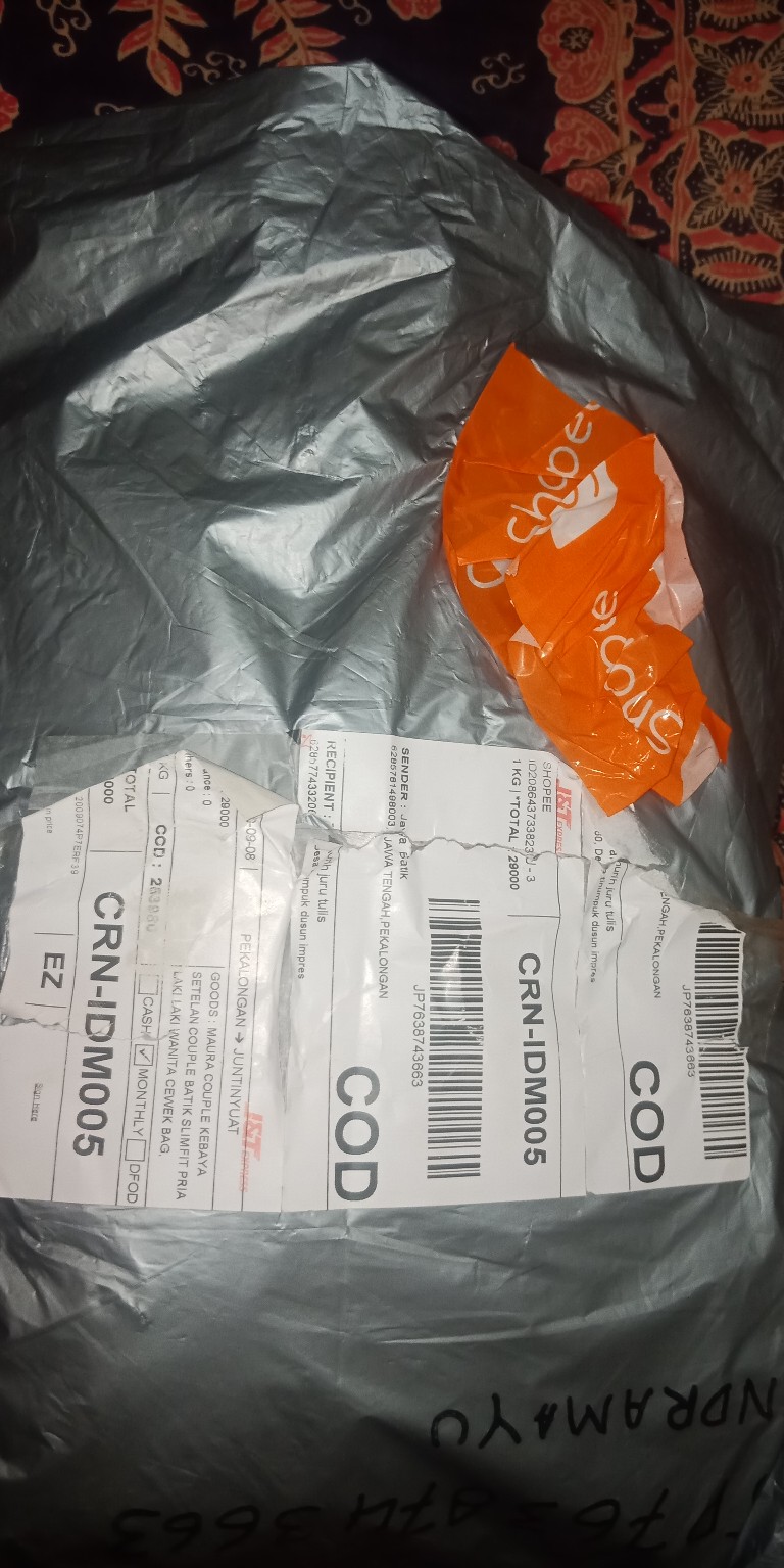 Couple Batik Keluarga Sragam Keluarga  Sania Ruffle Batik Couple Motif Garuda Merah Jaya. Batik