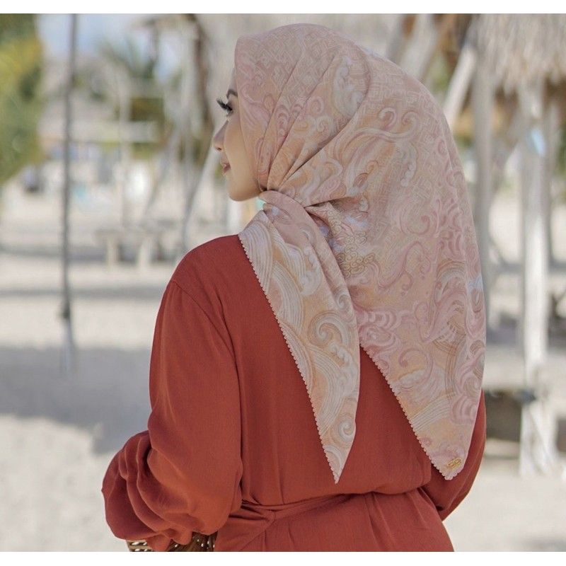 The Wave Buttonscarves Peach