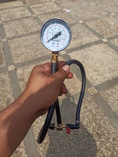 Fuelpump tester presure gauge model leher panjang
