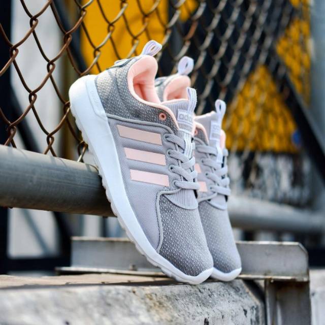 Sepatu Running Wanita Adidas Cloudfoum lite Racer Original