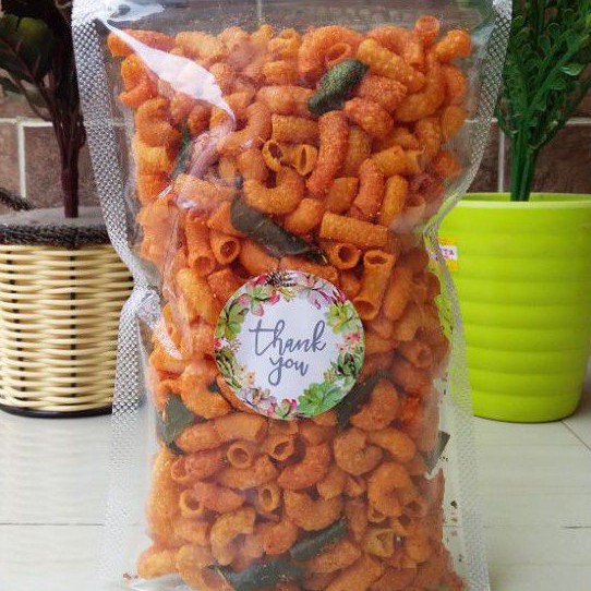 

Makaroni daun jeruk / makaroni bantet pedas 100gr