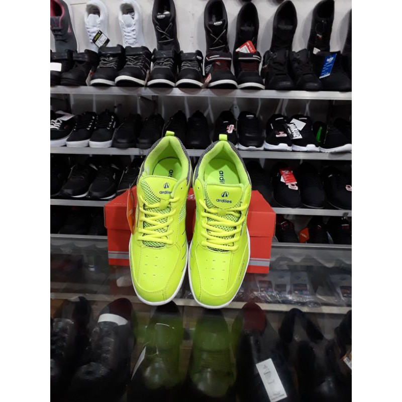 sepatu olah raga cowok Ardiles Alchemist warna Hijau citroen