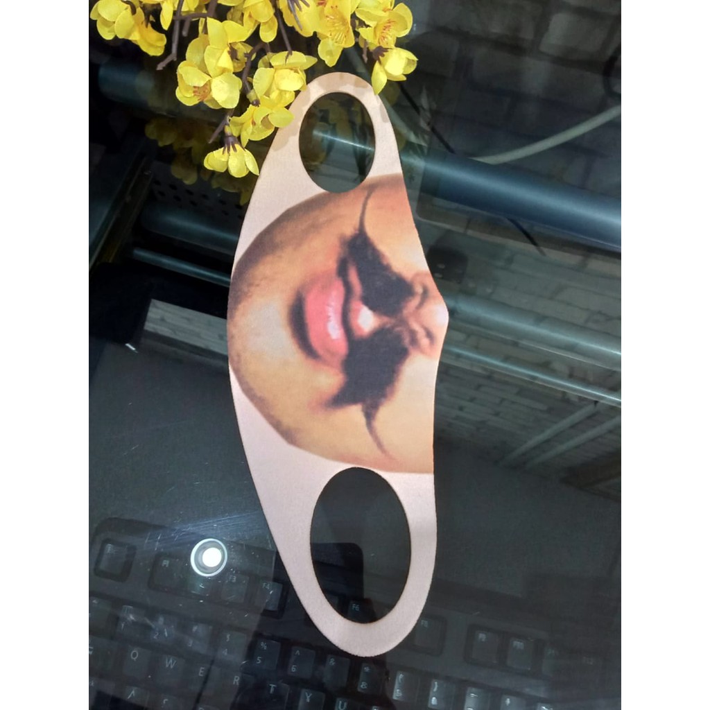 MASKER KAIN SCUBA MOTIF KARAKTER WAJAH 3D HARGA UNTUK 1 MASKER KAIN SCUBA MOTIF KARAKTER WAJAH 3D HARGA UNTUK 1