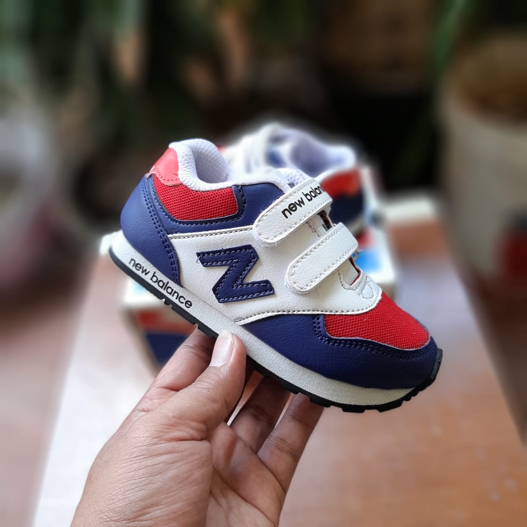 Sepatu Anak Laki Laki Sepatu Anak Sneakers Ringan Pengikat Velcro Sepatu Anak Sport Murah