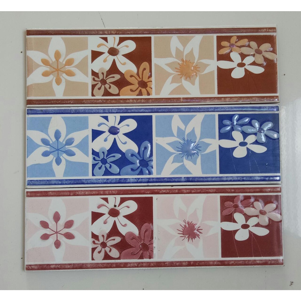 List Keramik 25cm Motif Bunga Bintang / Lis / Listello