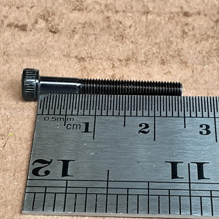 BAUT L BAJA M3X25 IMPORT TAIWAN / BAUT L BAJA M3 X 25 / BAUT L M3X25 BAJA HITAM