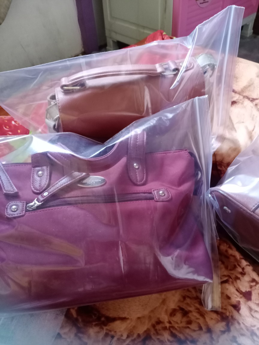 Plastik Ziplock Jumbo Tebal Kuat Awet U/ Handbag/sepatu Dll (25pcs) + 1 Pack Silica Natural 100 Gram