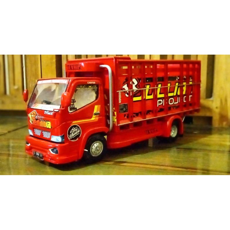 MINIATUR TRUK OLENG FULL LAMPU. MINIATUR TRUK BISA BELOK BISA OLENG. MAINAN ANAK TERMURAH. TRUK OLEN