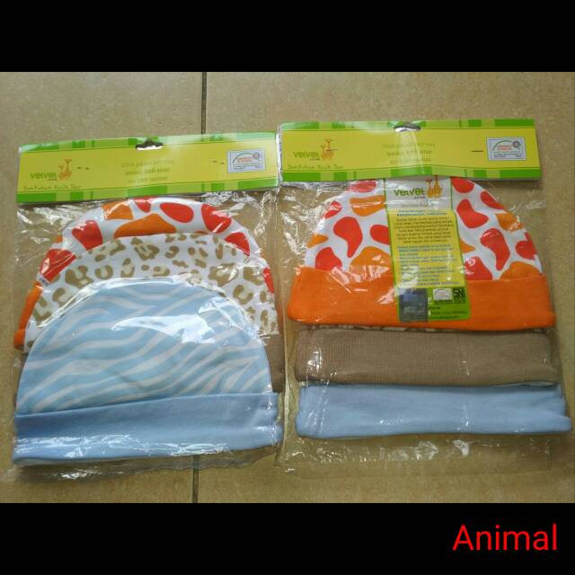 Velvet Junior Sarung Tangan Kaki dan Topi