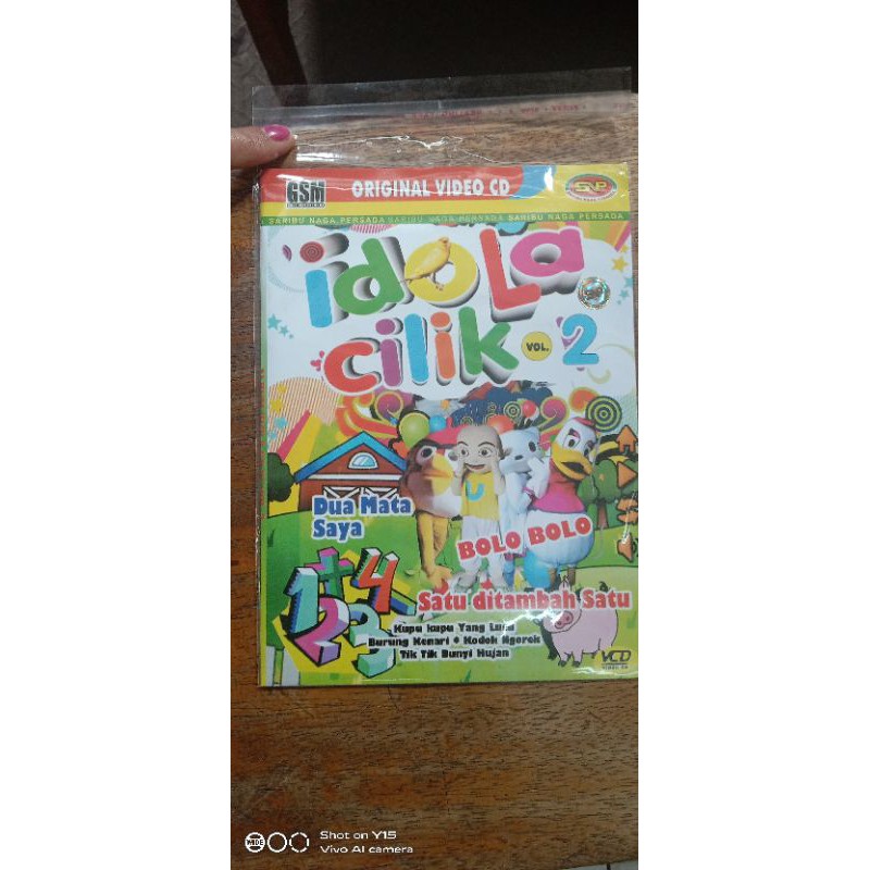 VCD original Idola cilik 1,2