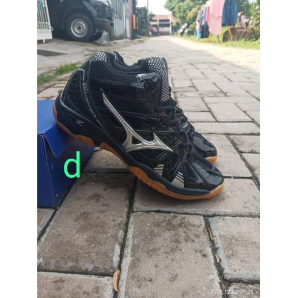 mizuno wave tornado 9 2015