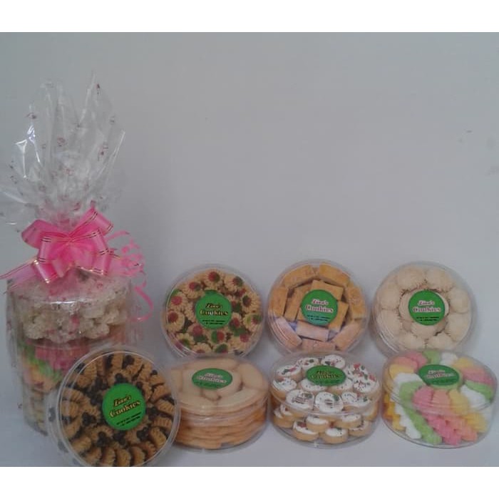 

Parcel kue kering isi 3 toples