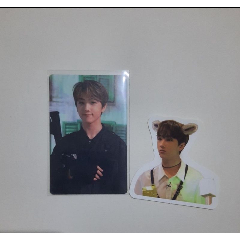 sticker puff Jisung [booked]