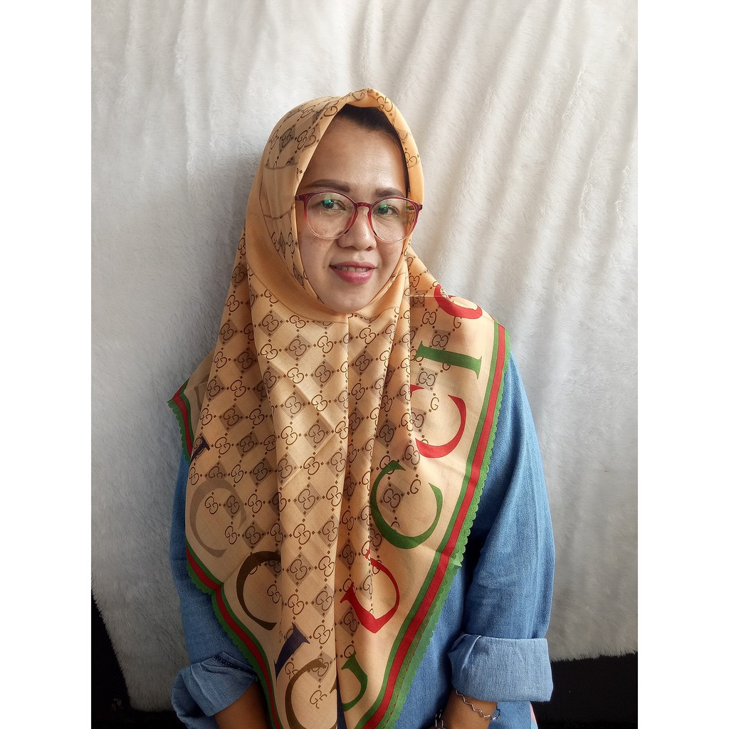 Hijab Segi Empat Lasercut / Hijab Segiempat Lasercut 110cm x 110cm