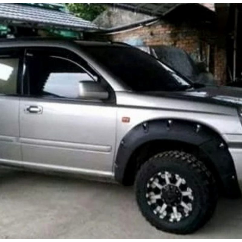 over fender nisan xtrail t30