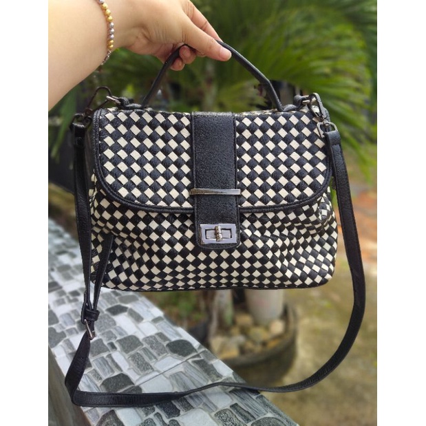 tas wanita branded kulit asli kz lan dai preloved seken second bekas (harga net)