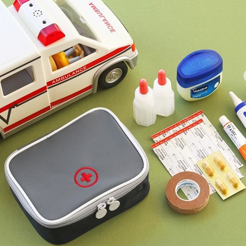 Tas Travel Obat P3K Medical First Aid Kit - XC11558