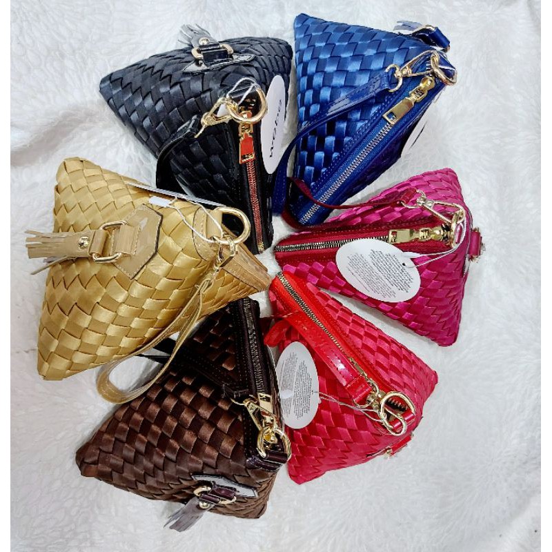 POUCH KERUCUT WeBe KETUPAT
