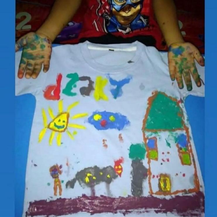 

Koleksi Terbaru.. Paket Lukis Kaos Anak Mini - Termasuk Kaos dan gambar/warna tidak akan hilang/luntur bila dicuci.