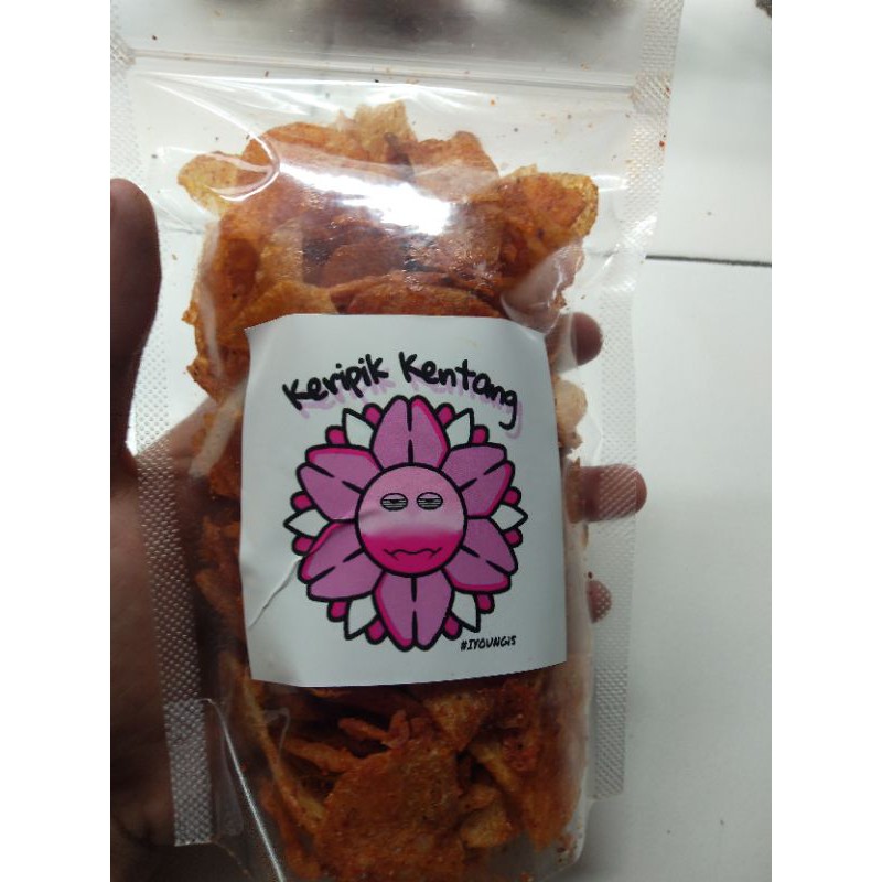 

KERIPIK KENTANG PEDAS GURIH.