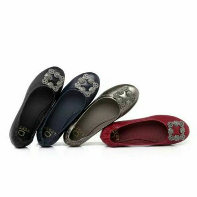Emory flat shoes