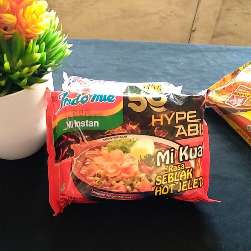 

indomie seblak jeletot
