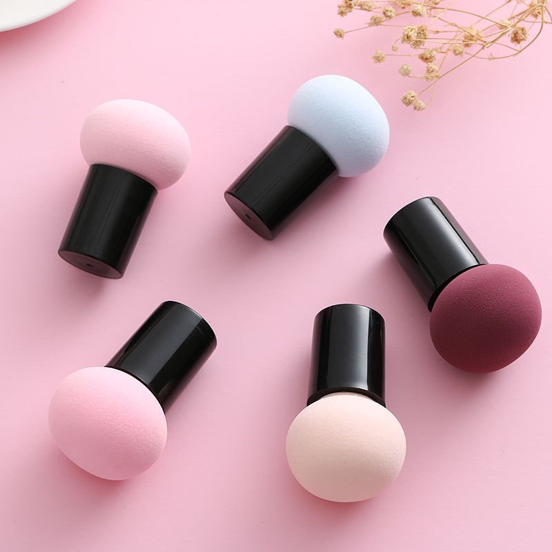 Mushroom Makeup Sponge Cosmetic Blender Puff Latex Free Face Sponge Beauty Puff Makeup Brush Sponge with Handle Case for Concealer BB Cream Foundation Makeup Tools