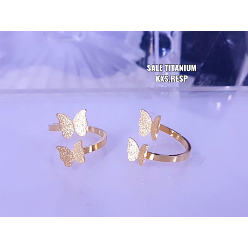 Cincin titanium asli, tidak luntur aman dipake mandi ya