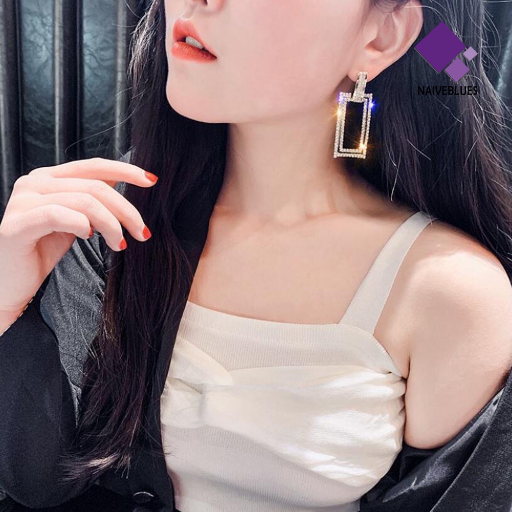 Anting Stud Berlian Imitasi Bentuk Persegi Panjang Model Hollow Untuk Wanita