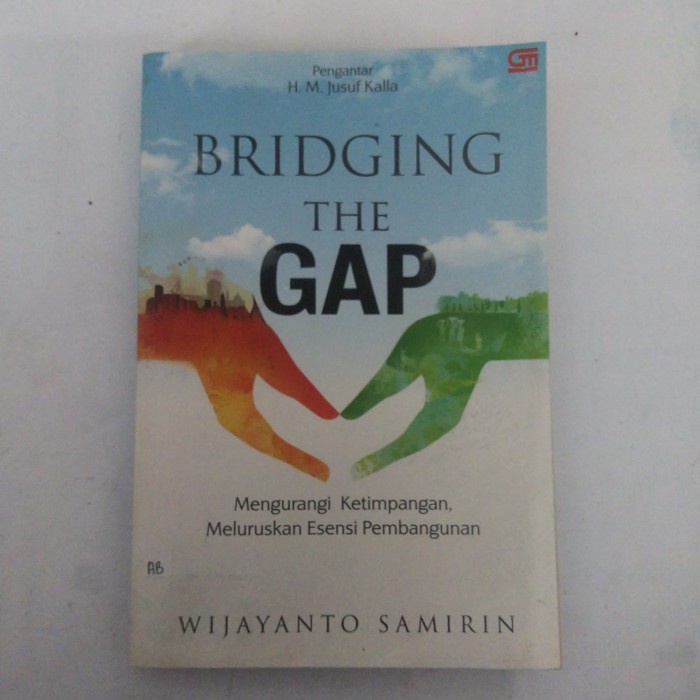 BUKU BRIDGING THE GAP WIJAYANTO SAMIRIN