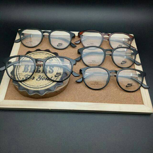 Kacamata Nike 2002