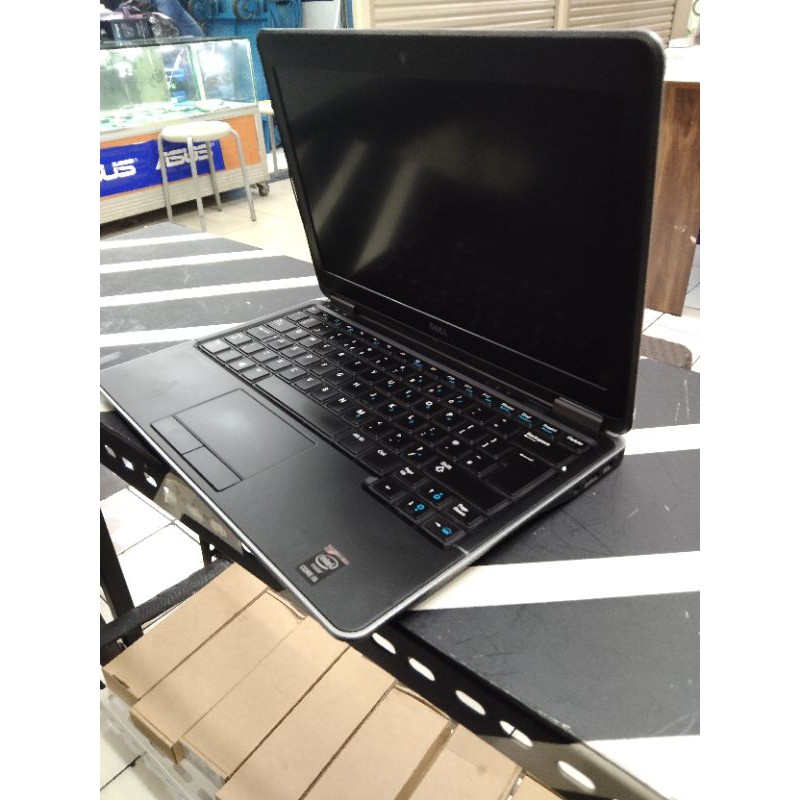 Dell latitude E7240 Intel core i5