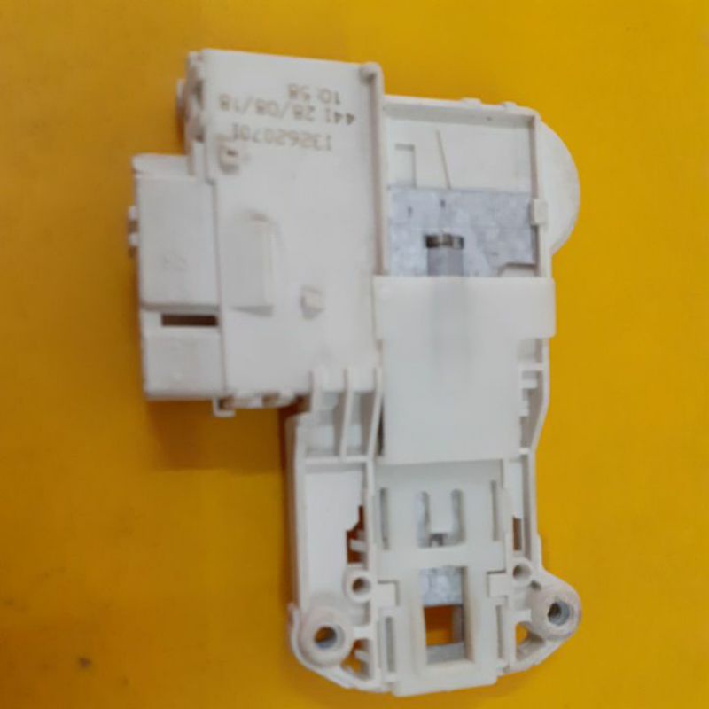 Door lock mesin cuci electrolux 3soket pin front loding original