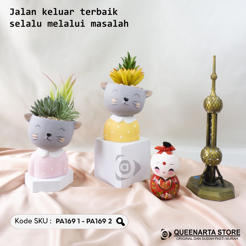 Queenarta Sukulen Mini Jenis Tanaman Kaktus dan Bunga Hias Plastik Pot Keramik Lucu Buat Dekorasi Ru