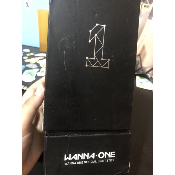wanna one lightstick preloved