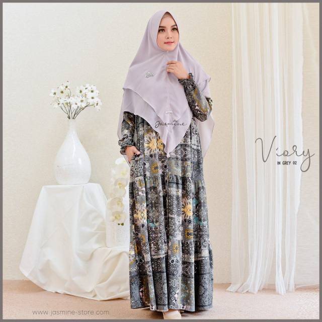 Viory dress by jasmine