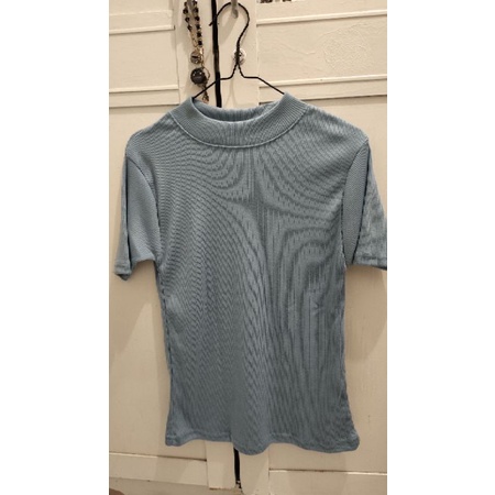 TURTLENECK PRELOVED